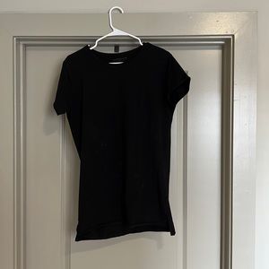 Black Alphalete lifestyle t-shirt